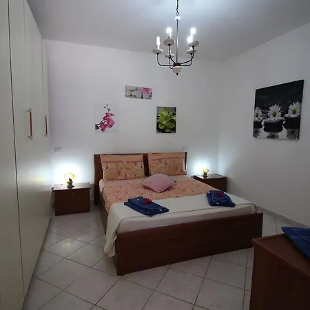 Casa *